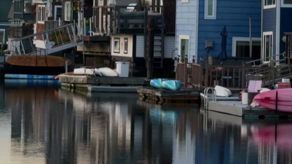 Record high tides putting Sausalito house boat community in precarious position — Piedmont Technology news