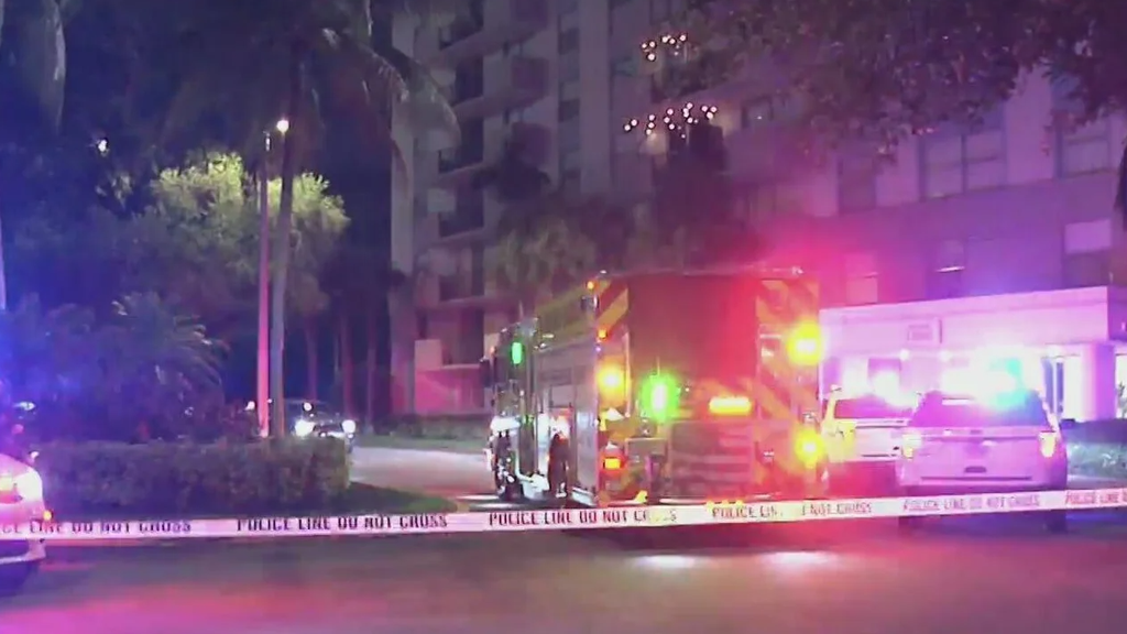 Man arrested in deadly North Miami abduction where witnesses saw suspects wearing "police" shirts — CBS Miami, Piedmont Community news