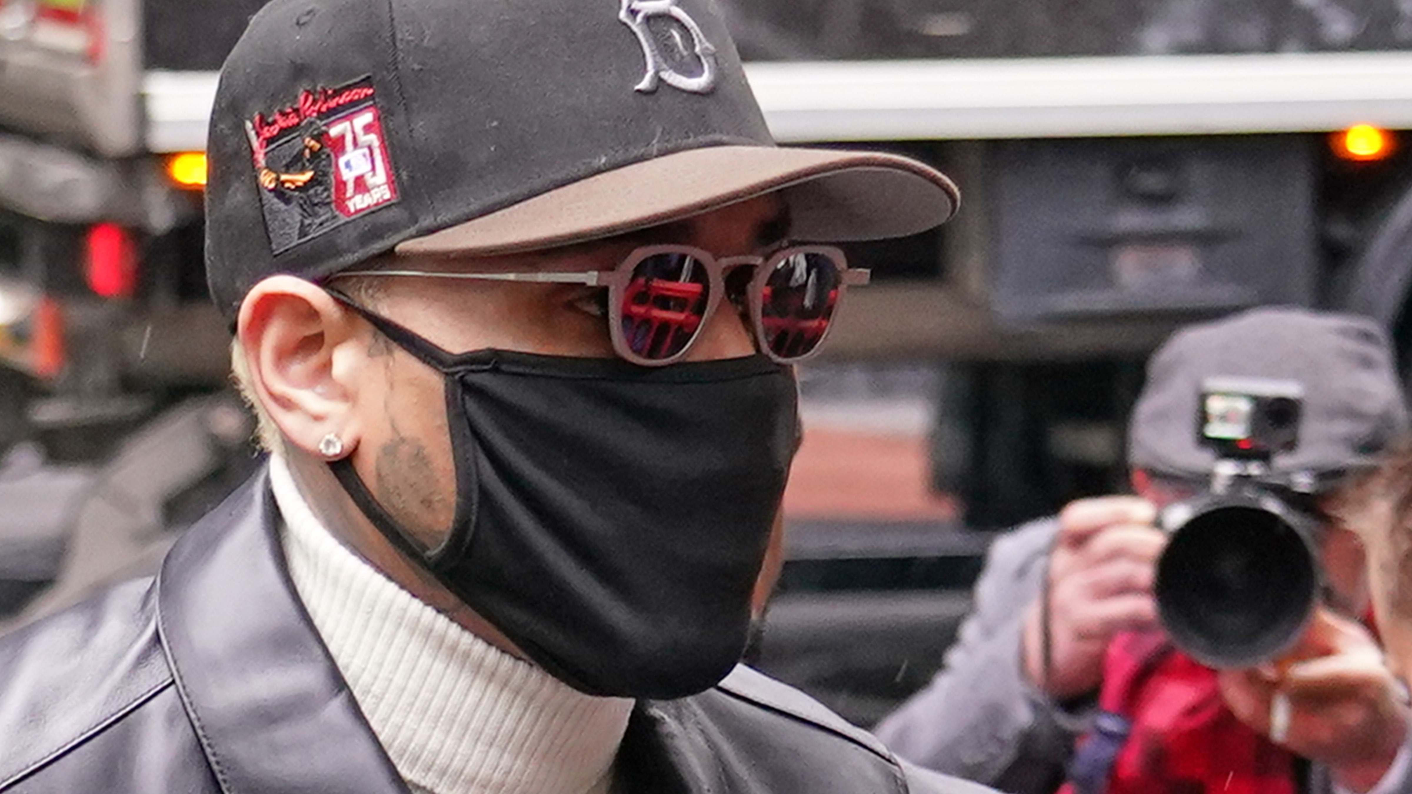 Chris Brown avoids prison time for brawling at a London nightclub

       — ABC 7 Bay Area, Piedmont Community news