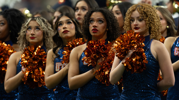 Here's what we know about the service member who fell at the UTSA football game — KVUE (Austin), Piedmont Sports news