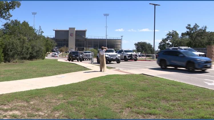 Parents rush to Pieper High School during lockdown; two teens taken into custody — KENS 5 (San Antonio), Piedmont Schools news