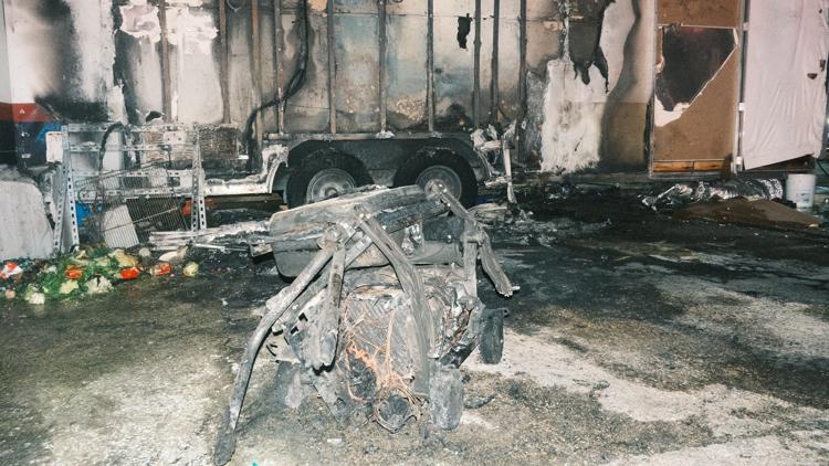 'I'm going back' | East Sixth Street food truck owner recovering after generator explosion burns trailer — KVUE (Austin), Piedmont Dining news