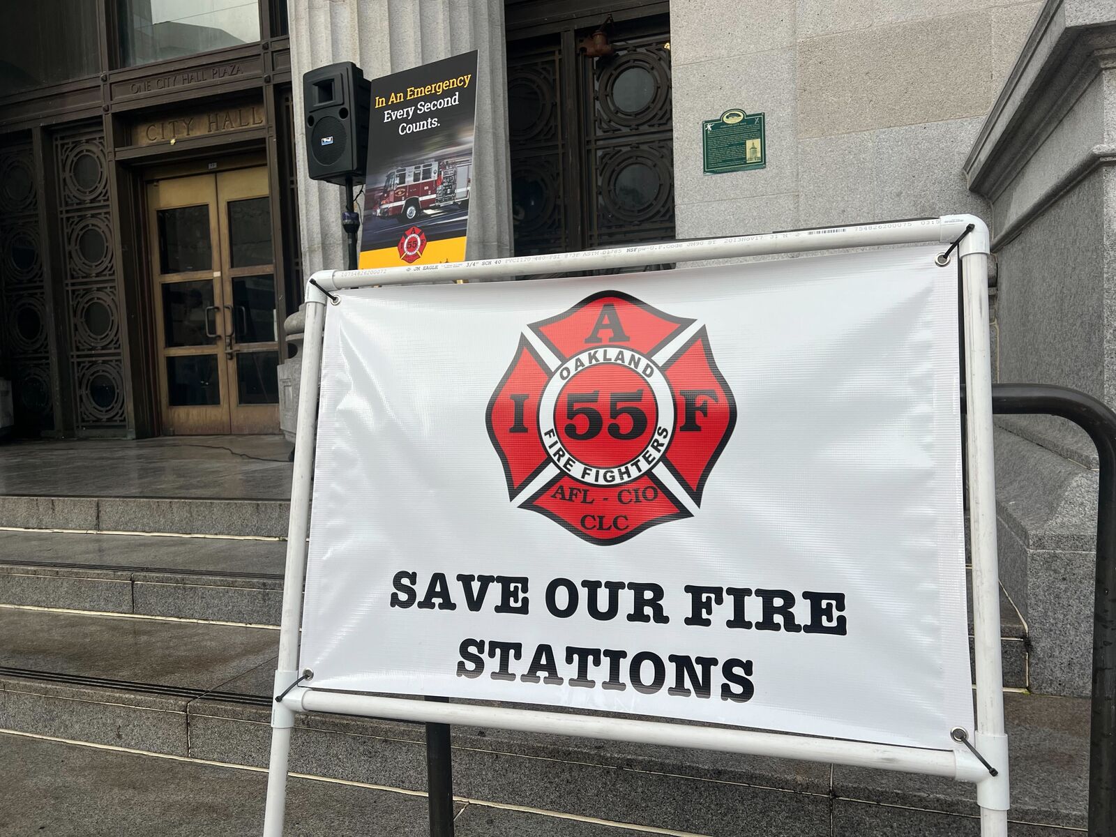 Oakland firefighters union reaches tentative contract with city — Piedmont Community news