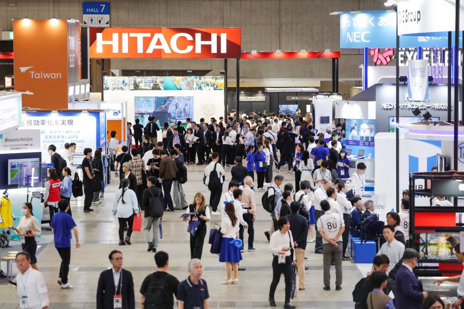  AI and latest digital technologies on display at CEATEC show in Chiba  — Japan Times